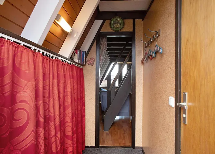 Nurdach-haus Typ 7 *